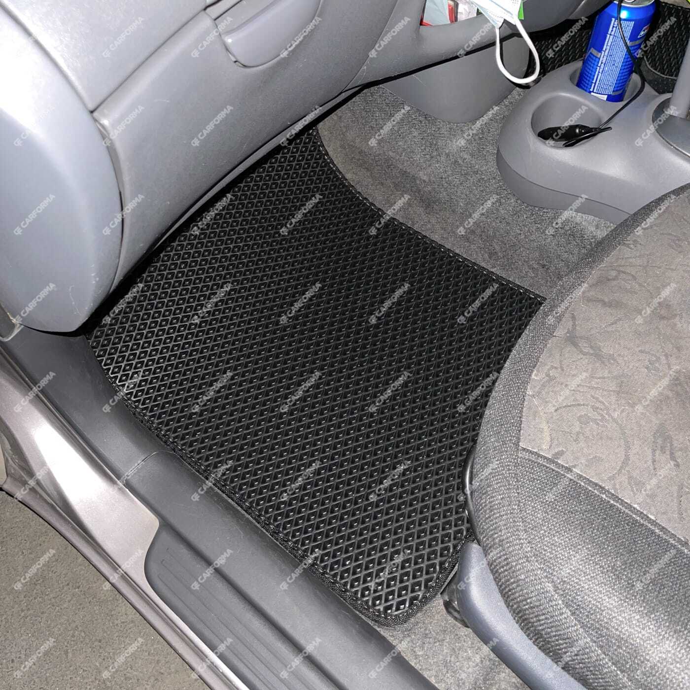 Коврики на Toyota Vitz I 1998&nbsp;-&nbsp;2005 в Липецке