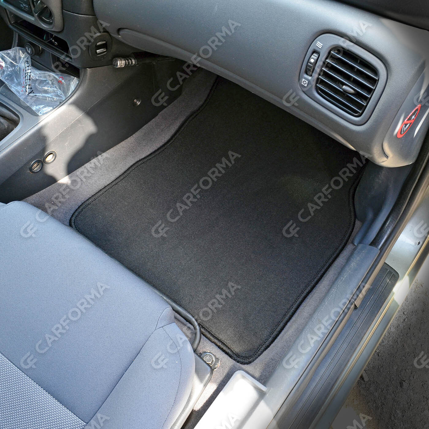 Ворсовые коврики на Nissan Almera II (N16) 2000&nbsp;-&nbsp;2006 в Липецке