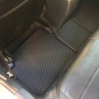 Ворсовые коврики на Toyota Corolla Axio (E14) 2006&nbsp;-&nbsp;2012 в Липецке