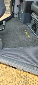 Ворсовые коврики на Спецтехника Бульдозер Shantui DH24B3 XL  в Липецке