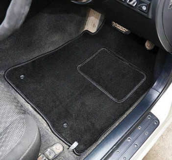 Коврики на Toyota Altezza 1998&nbsp;-&nbsp;2005 в Липецке