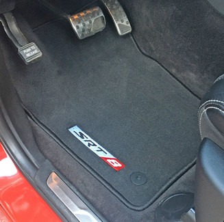 Коврики на Jeep Grand Cherokee (WK2) 2010 - 2022 в Липецке