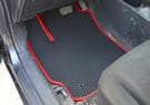 Коврики на Toyota Yaris II 2005 - 2011 в Липецке