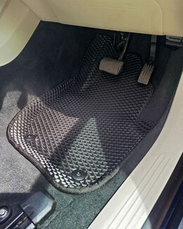 Коврики на Volvo V40 II 2012 - 2020 в Липецке