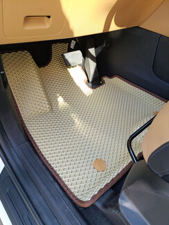 Коврики на KIA Carnival IV 11 мест 2020 - 2025 в Липецке Коврики на KIA Carnival IV 11 мест 2020 - 2025 в Липецке