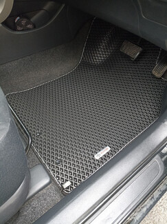 Ворсовые коврики на Toyota Corolla Axio (E14) 2006&nbsp;-&nbsp;2012 в Липецке