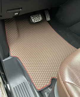 Коврики на Hyundai H1 II 2007 - 2022 в Липецке