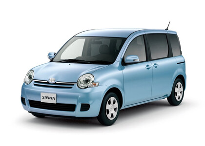Коврики на Toyota Sienta I 2003 - 2015 в Липецке